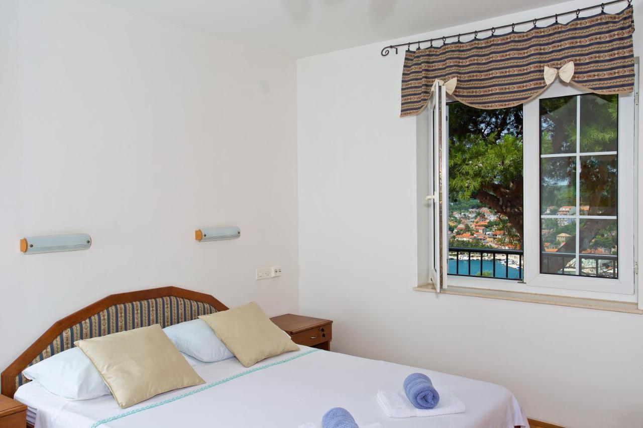 Apartments Kalina Jelsa  Εξωτερικό φωτογραφία