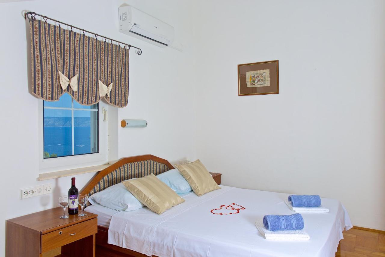 Apartments Kalina Jelsa  Εξωτερικό φωτογραφία
