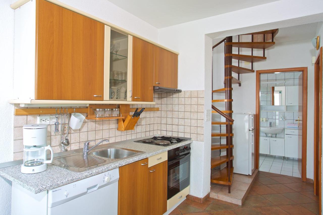 Apartments Kalina Jelsa  Εξωτερικό φωτογραφία