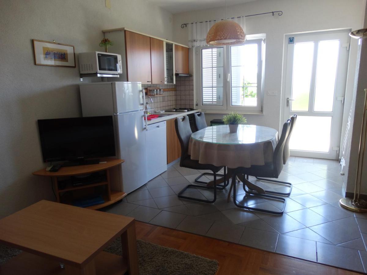 Apartments Kalina Jelsa  Εξωτερικό φωτογραφία